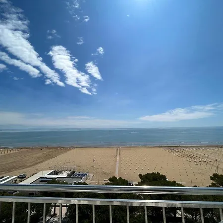 International 70 * Lignano Sabbiadoro